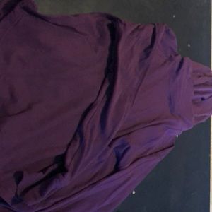 Size 4 lulu lemon sweater